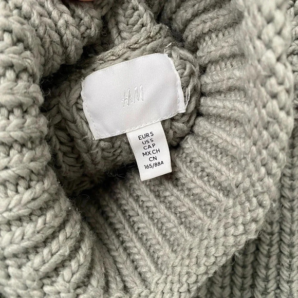 H&M - Chunky Knit Turtleneck Cropped Green Sweater - Picture 6 of 7